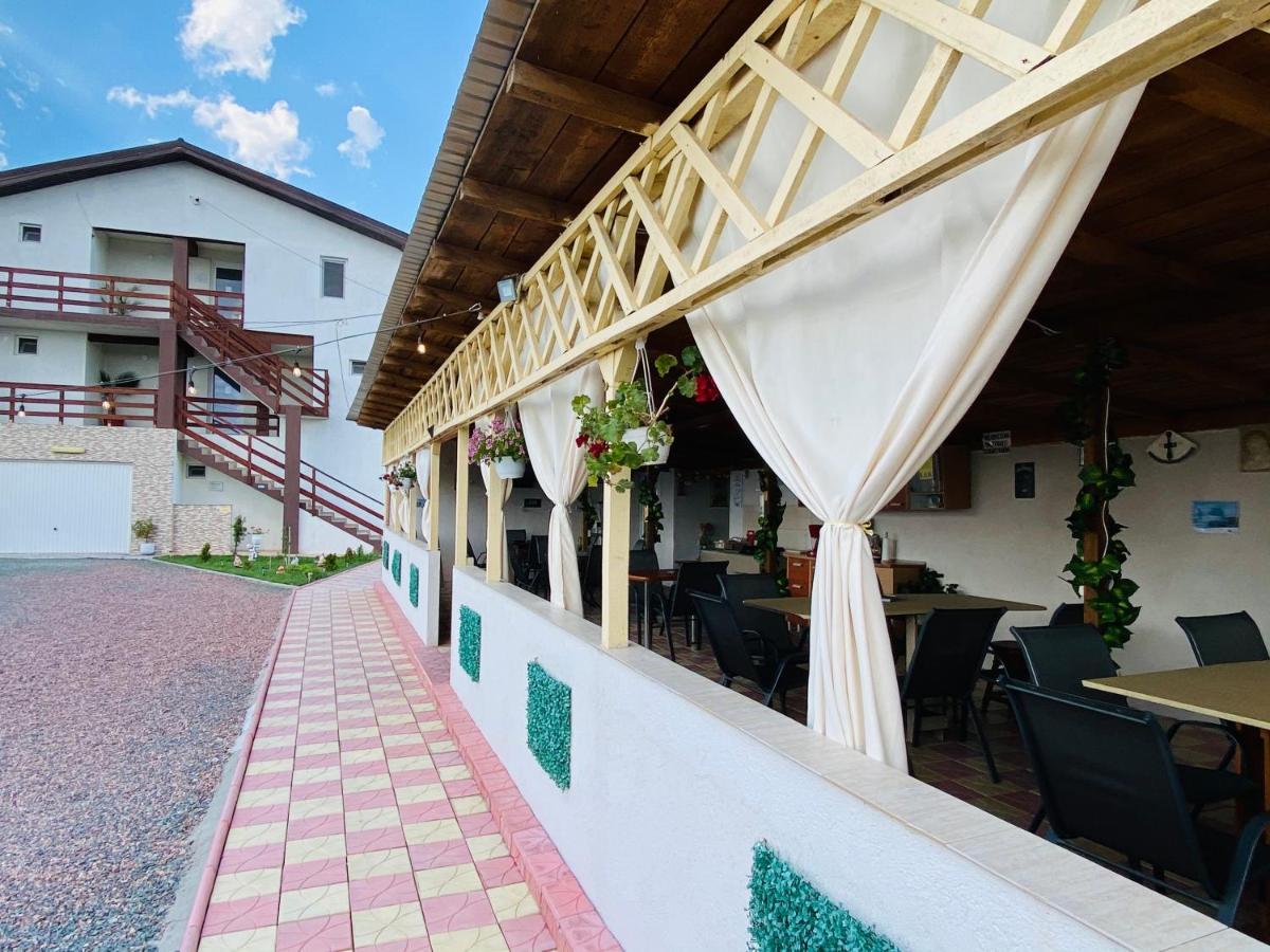 Hotel Casa Irina 2Mai Două Mai Exterior foto