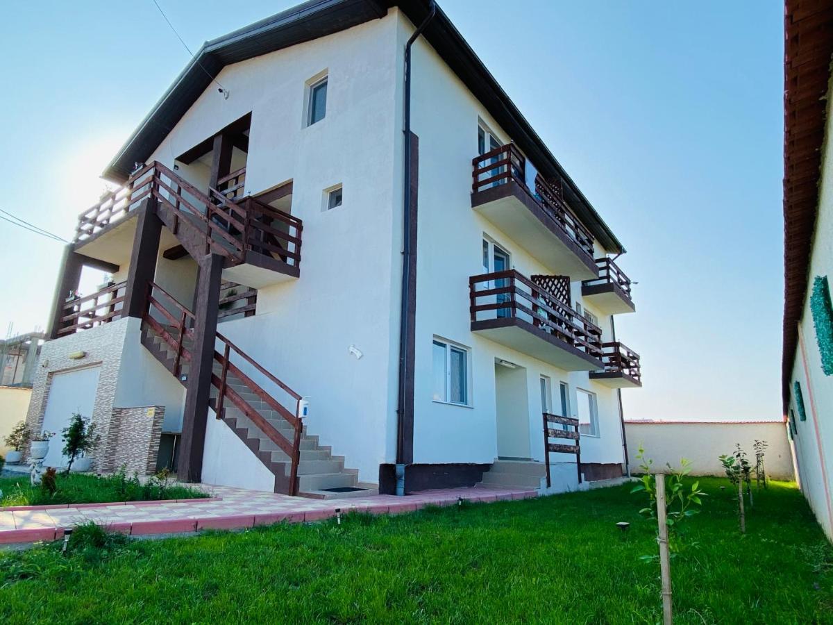 Hotel Casa Irina 2Mai Două Mai Exterior foto