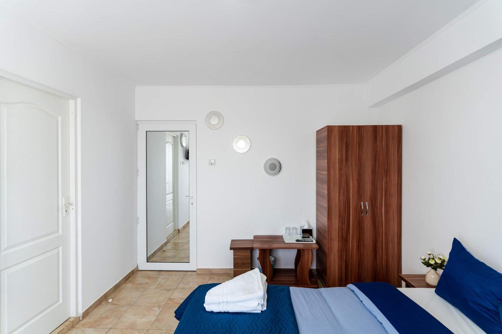 Hotel Casa Irina 2Mai Două Mai Exterior foto